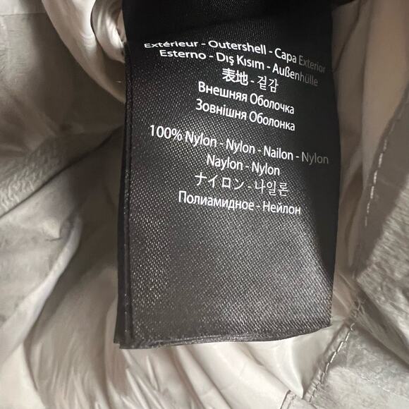 Mackage Freya Gray Hooded Down Puffer Jacket Coat Size Small - Picture 13 of 15